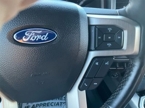 Used 2022 Ford F450 Platinum w/ FX4 Off-Road Package image 20