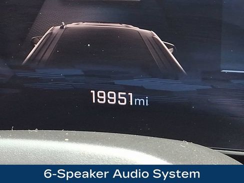 Used 2025 Chevrolet Suburban Z71 AWD/4WD image 6