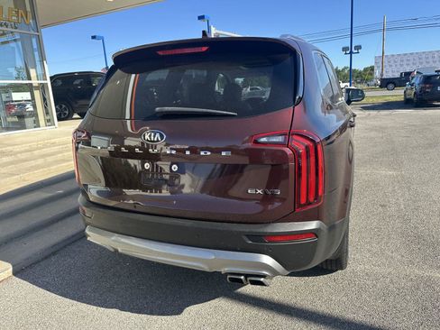 Used 2021 Kia Telluride EX w/ EX Premium Package FWD image 12