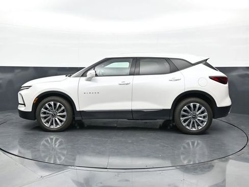 Used 2024 Chevrolet Blazer Premier w/ Driver Confidence II Package image 4