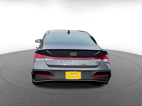 Used 2026 Hyundai Elantra Sport FWD image 12