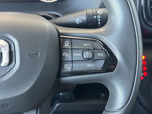 Used 2025 RAM ProMaster 1500 w/ Safety Group FWD image 27
