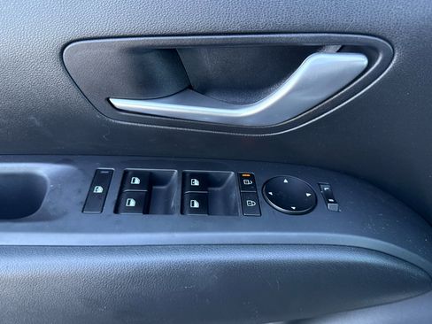Used 2025 Hyundai Tucson SE FWD image 11