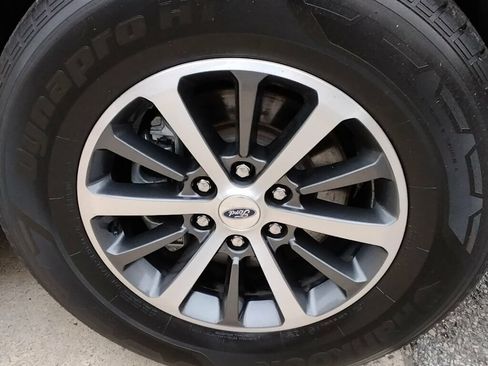 Used 2021 Ford Expedition Max XLT RWD image 32