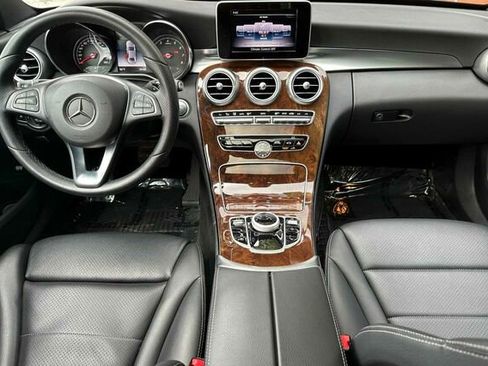 Used 2018 Mercedes-Benz C 300 4MATIC Sedan image 16