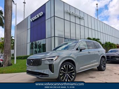 New 2026 Volvo XC90 B5 Ultra w/ Protection Package Premier