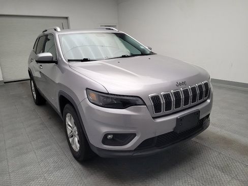 Used 2019 Jeep Cherokee Latitude w/ Popular Appearance Group AWD/4WD image 14