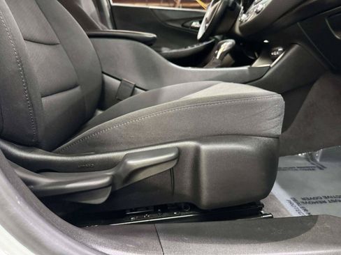 Used 2023 Chevrolet Malibu RS FWD image 43