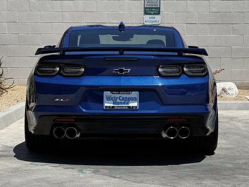 Used 2022 Chevrolet Camaro ZL1 RWD image 8