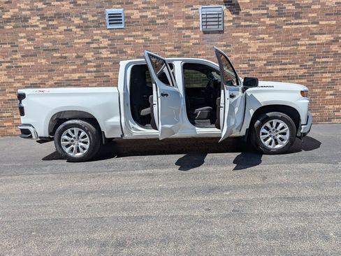Used 2021 Chevrolet Silverado 1500 Custom w/ LPO, Dark Essentials Package AWD/4WD image 38