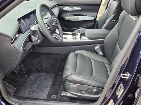 New 2026 Genesis GV70 2.5T Select AWD/4WD image 5