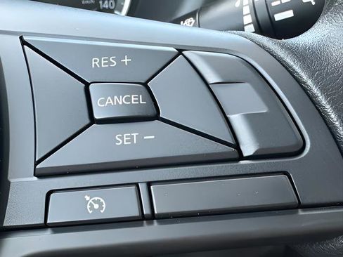 Certified 2025 Nissan Kicks Play S FWD image 27