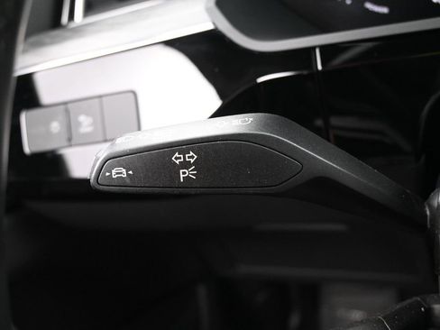 Used 2024 Audi Q8 e-tron Premium AWD/4WD image 15
