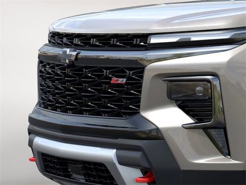 New 2026 Chevrolet Traverse Z71 w/ LPO, Floor Liner Package image 14