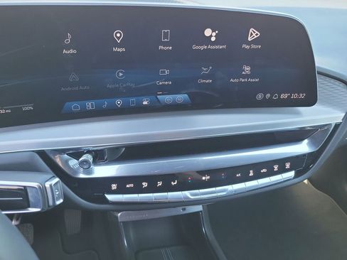 Certified 2024 Cadillac Lyriq Luxury image 13