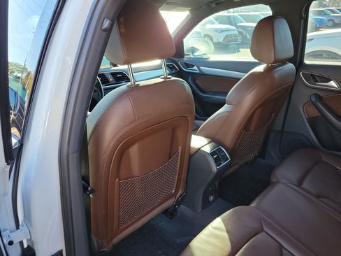 Used 2018 Audi Q3 2.0T Premium Plus w/ Premium Plus Package image 17