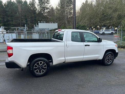 Used 2014 Toyota Tundra SR image 4