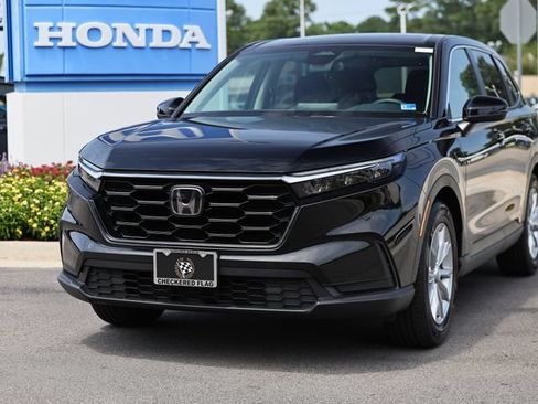 Used 2025 Honda CR-V EX image 2