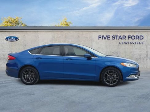 Used 2018 Ford Fusion SE w/ Equipment Group 201A FWD image 9