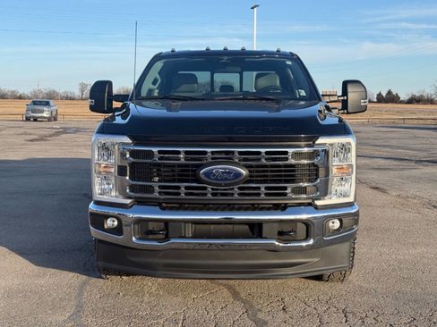 Used 2023 Ford F350 XL w/ 360-Degree Camera Package image 2