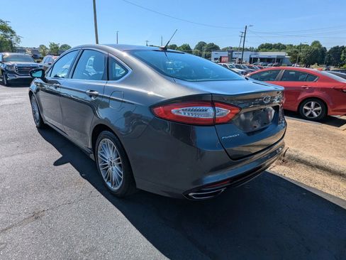 Used 2016 Ford Fusion SE w/ Equipment Group 202A AWD/4WD image 5