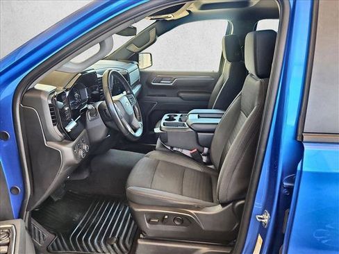 Used 2025 Chevrolet Silverado 1500 LT AWD/4WD image 16