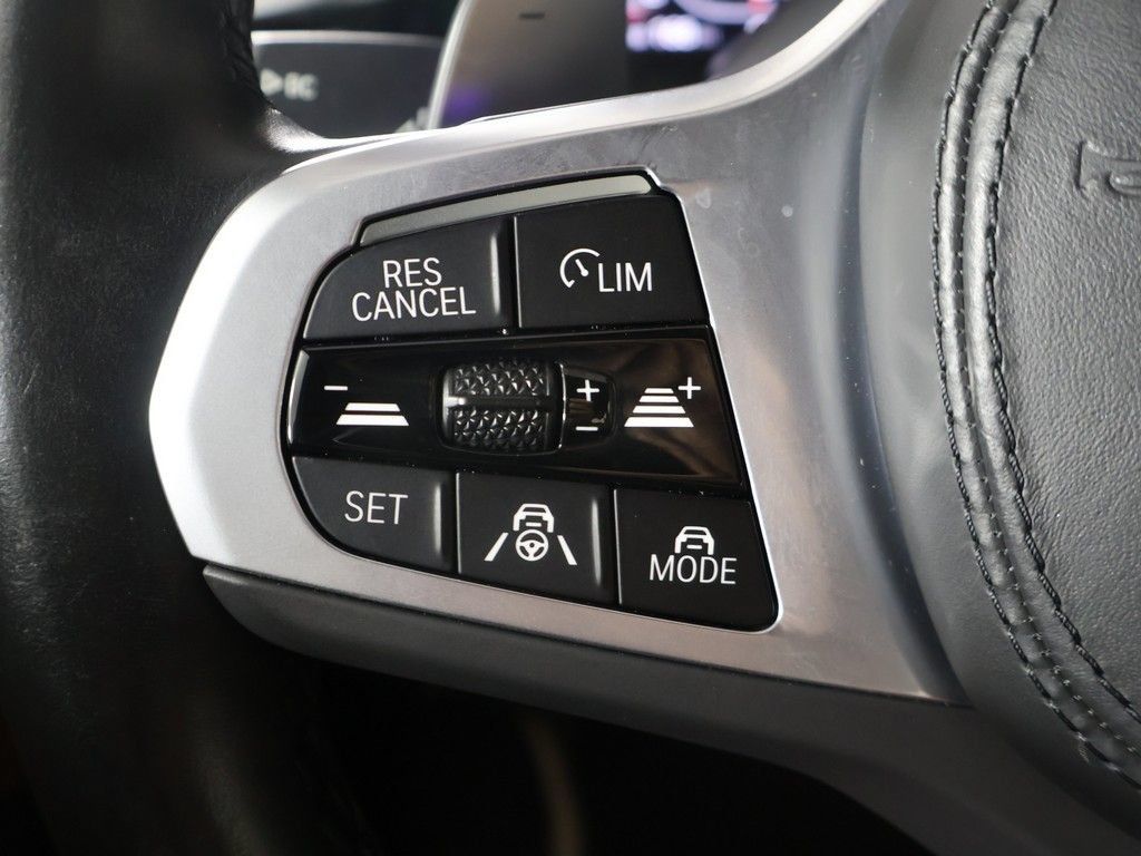Used 2023 BMW M550i xDrive w/ Executive Package AWD/4WD image 44
