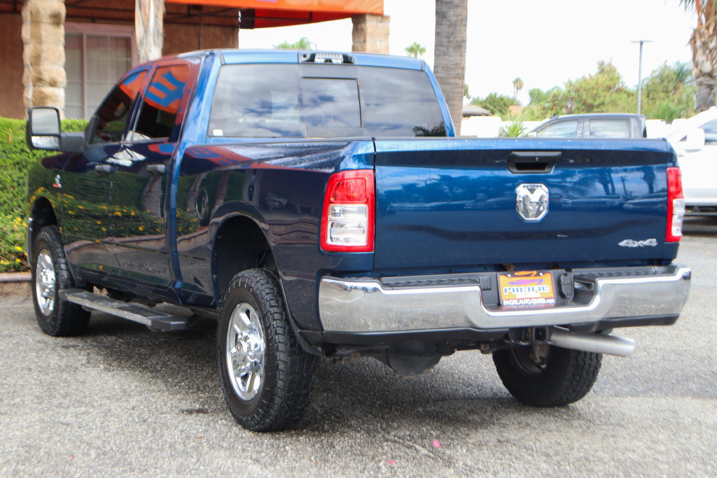 Used 2024 RAM 2500 Tradesman w/ Chrome Appearance Group AWD/4WD image 6