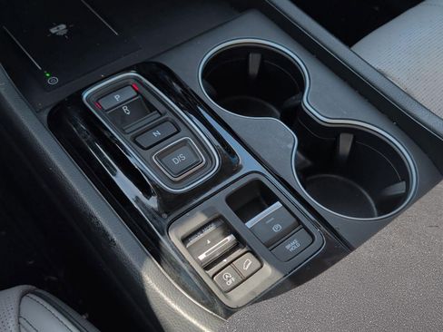 Used 2025 Honda Pilot Elite image 21