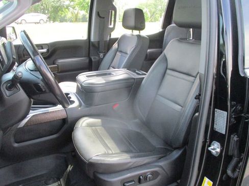 Used 2019 GMC Sierra 1500 Denali w/ Denali Ultimate Package AWD/4WD image 25