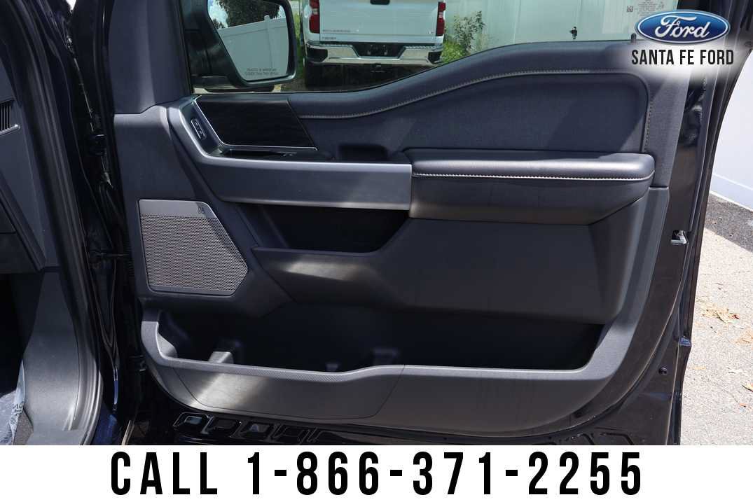 Used 2025 Ford F150 Lariat w/ Equipment Group 501A Mid AWD/4WD image 33