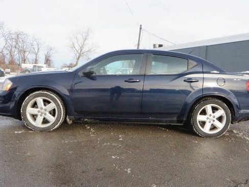 Used 2013 Dodge Avenger SE image 8