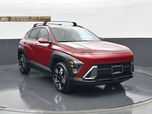 Certified 2025 Hyundai Kona SEL AWD/4WD image 3