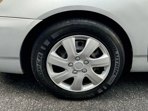 Used 2005 Toyota Corolla LE image 14