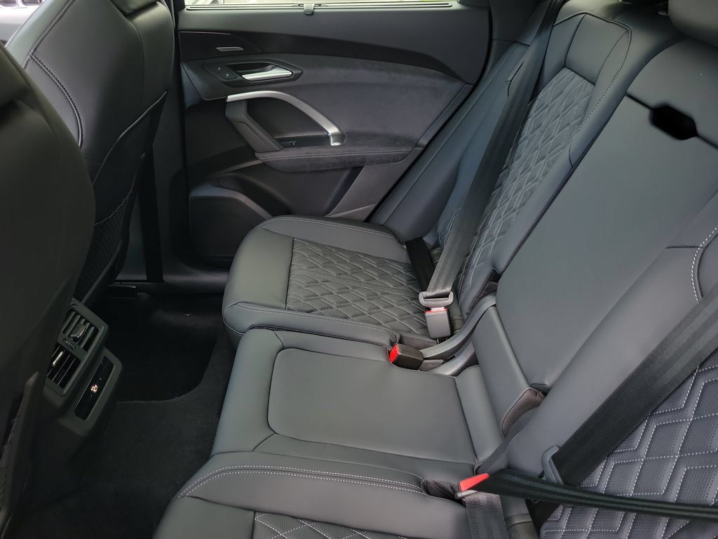 New 2026 Audi SQ5 Premium Plus AWD/4WD image 25