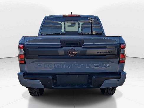 Used 2025 Nissan Frontier PRO-4X image 6
