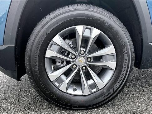 New 2026 Chevrolet Equinox LT w/ Safety and Technology Package FWD image 7