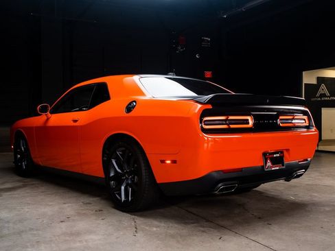Used 2023 Dodge Challenger GT w/ Plus Package RWD image 16