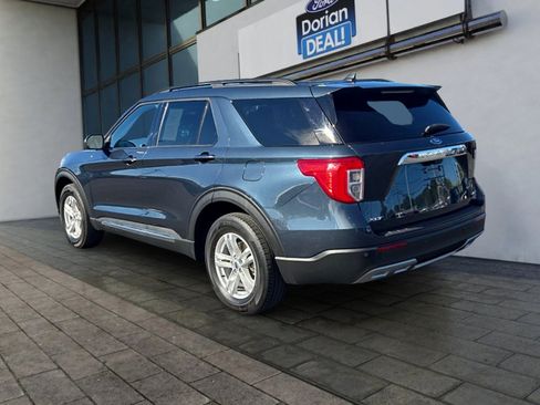 Used 2023 Ford Explorer XLT w/ Equipment Group 202A AWD/4WD image 5