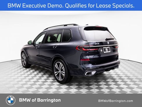 Certified 2025 BMW X7 xDrive40i w/ M Sport Package image 3