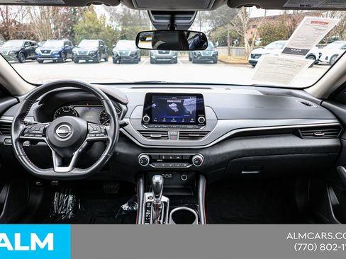 Used 2025 Nissan Altima 2.5 SR image 23