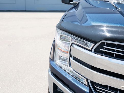 Used 2018 Ford F150 Lariat w/ Equipment Group 502A Luxury AWD/4WD image 11