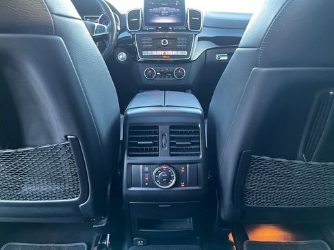 Used 2019 Mercedes-Benz GLE 43 AMG 4MATIC image 16