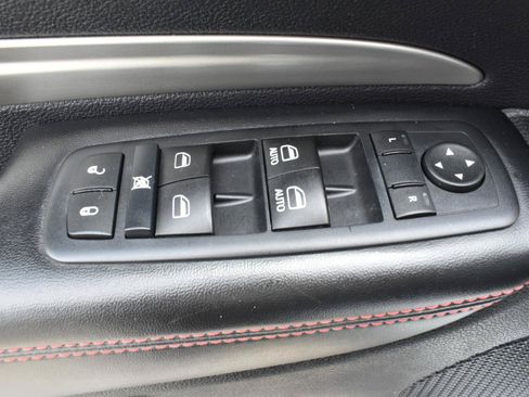 Used 2015 Dodge Durango R/T w/ Trailer Tow Group IV RWD image 43