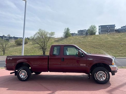 Used 2004 Ford F250 4x4 SuperCab Super Duty image 8