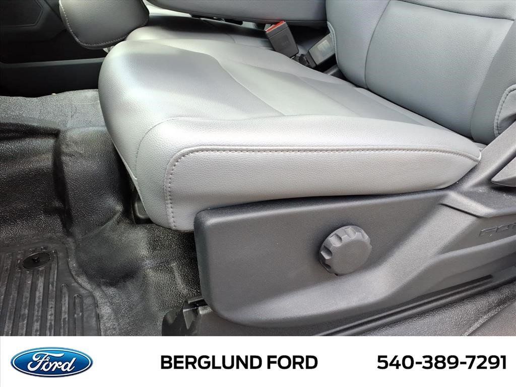 New 2025 Ford F350 XL AWD/4WD image 13