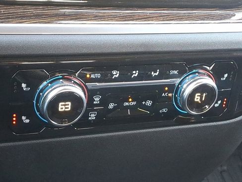 New 2026 GMC Sierra 2500 SLE w/ SLE Value Package; image 16