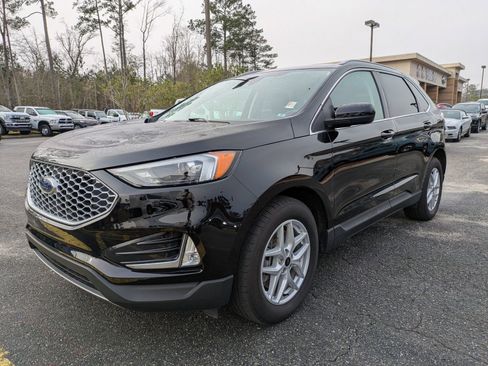 Certified 2024 Ford Edge SEL w/ Convenience Package image 9