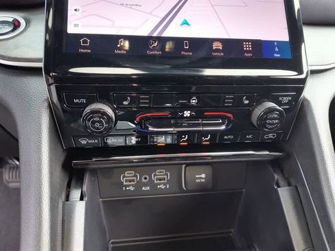 New 2025 Jeep Grand Cherokee Limited image 19