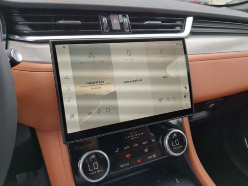 New 2026 Jaguar F-PACE R-Dynamic S image 20